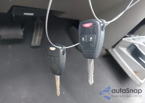 2008 Dodge Ram 1500 Slt z USA, uszkodzony, nr VIN 1D7HA18218S573135